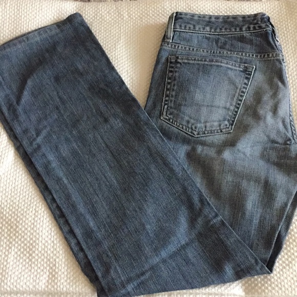 Banana Republic Low-Rise Bootcut Light-wash Jeans - Picture 1 of 4